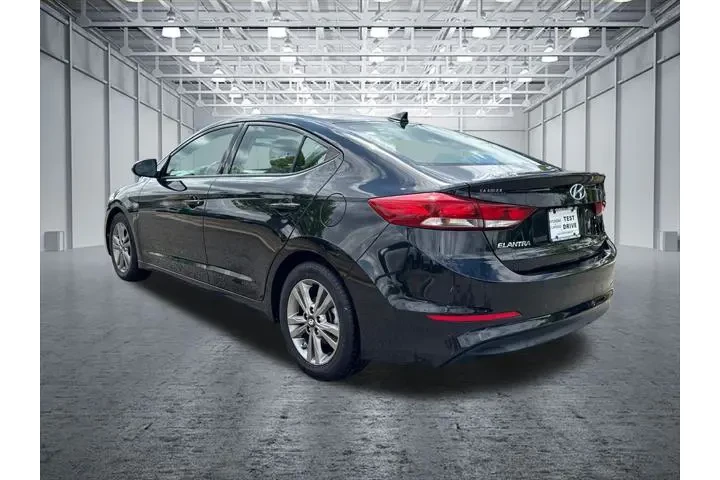 $10995 : Hyundai ELANTRA 2018 Value E image 5