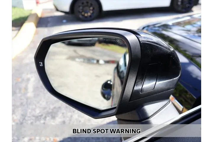 $18590 : Audi Q3 2021 AWD quattro S l image 5