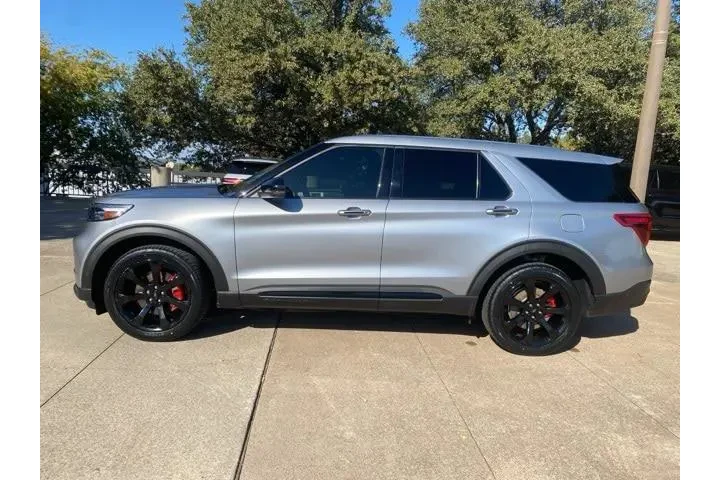 $34980 : Ford Explorer 2021 AWD ST 4d image 3