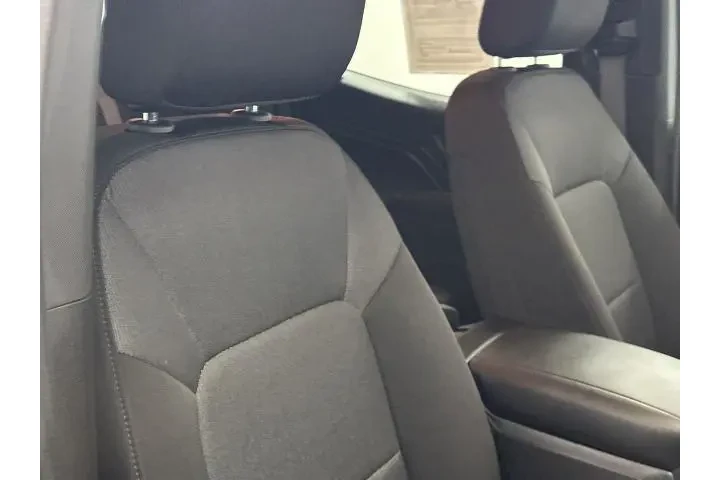 $32000 : Chevrolet Colorado 2023 4x4 image 10