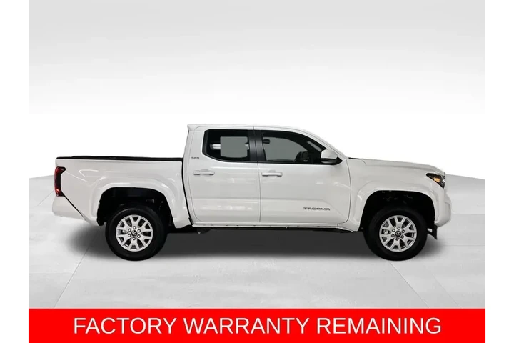 $37388 : Gold Certified2025 Tacoma SR5 image 6