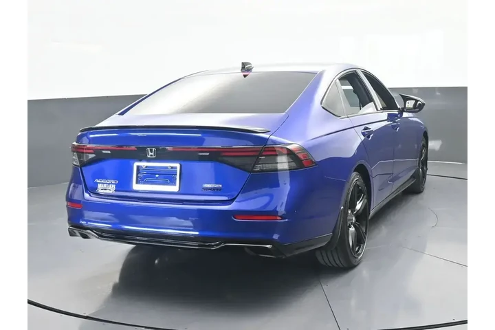 $29000 : Honda Accord Hybrid 2024 Spo image 5