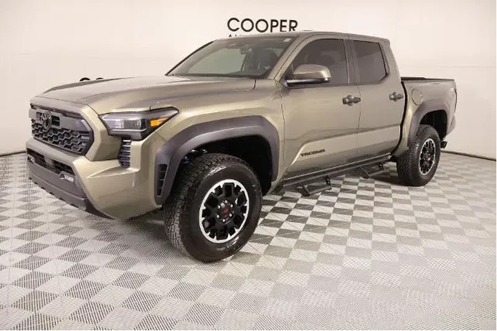 $38889 : Toyota Tacoma 2025 4x4 SR5 4 image 10
