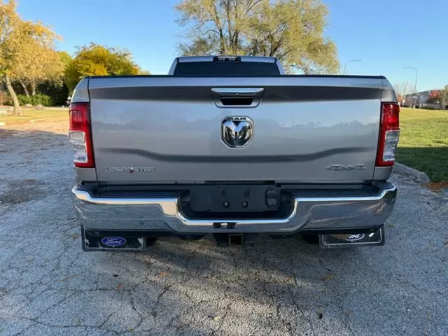 $39995 : 2019 RAM 3500 Lone Star image 10