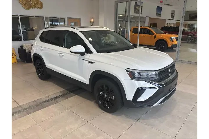 $18947 : Volkswagen Taos 2022 SE 4dr image 1