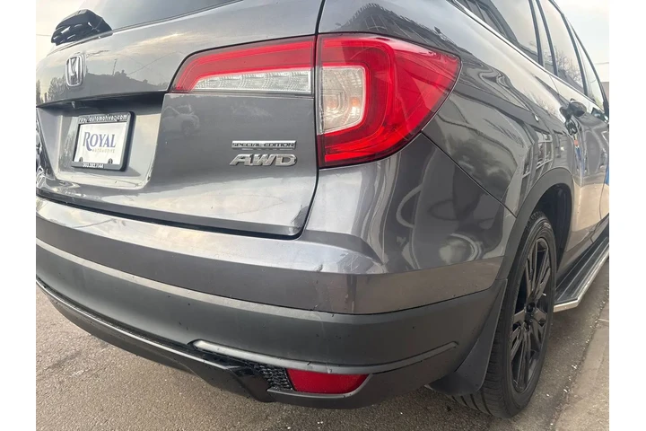 $27995 : 2022 Pilot AWD Special Edition image 10