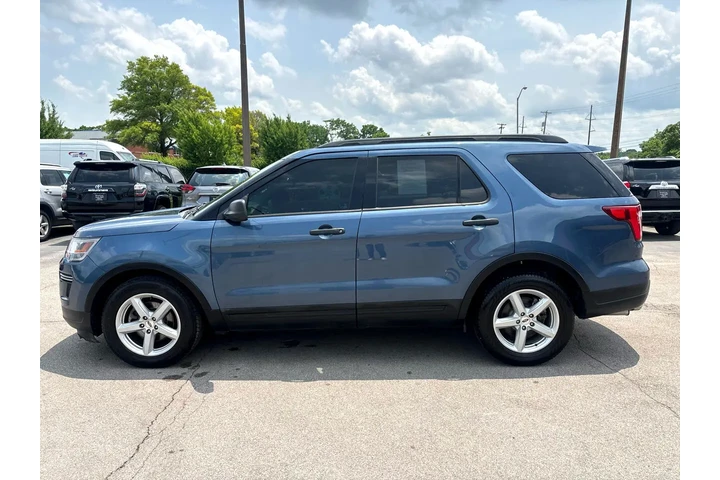 $8980 : 2018 Explorer Base FWD image 5