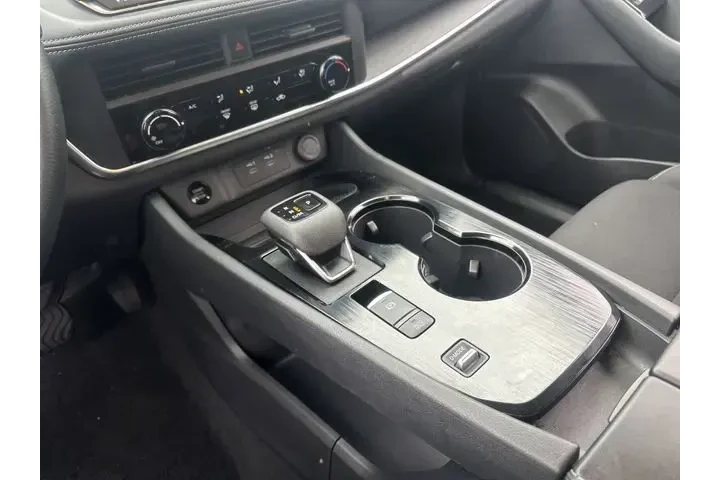 $22968 : Nissan Rogue 2025 S 4dr Cros image 8