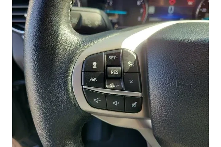 $30500 : Ford Explorer 2023 XLT 4dr S image 5