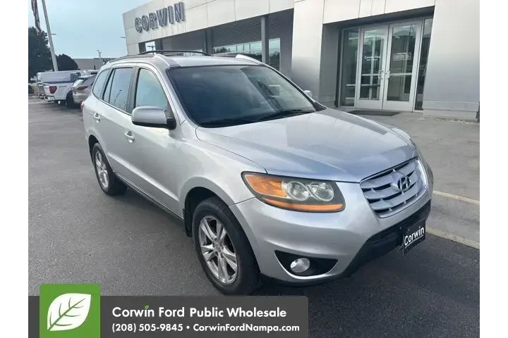 $6500 : Hyundai SANTA FE 2011 AWD SE image 3