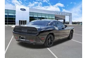$14351 : Dodge Challenger 2016 SXT 2d thumbnail