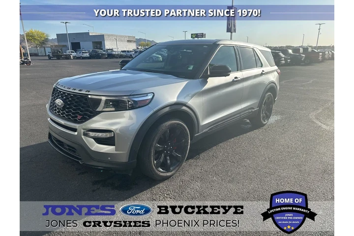 $33101 : Ford Explorer 2021 AWD ST 4d image 1