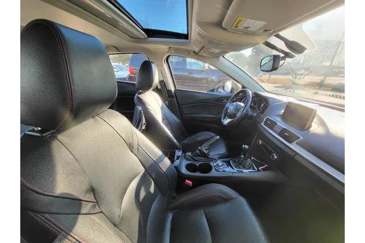 $15403 : Mazda Mazda3 2016 s Grand To image 8