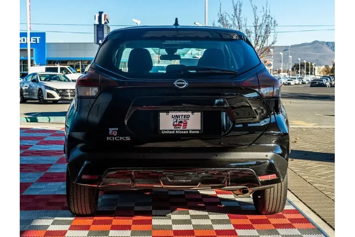 $15988 : Nissan Kicks 2024 S 4dr Cros image 5