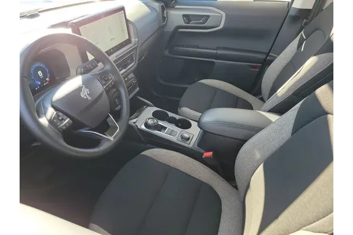 $30000 : Ford Bronco Sport 2025 AWD B image 3