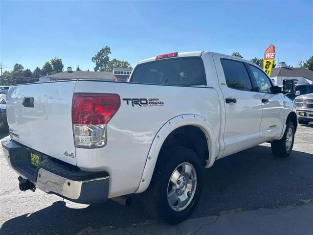 $17650 : 2010 TOYOTA TUNDRA CREWMAX image 3