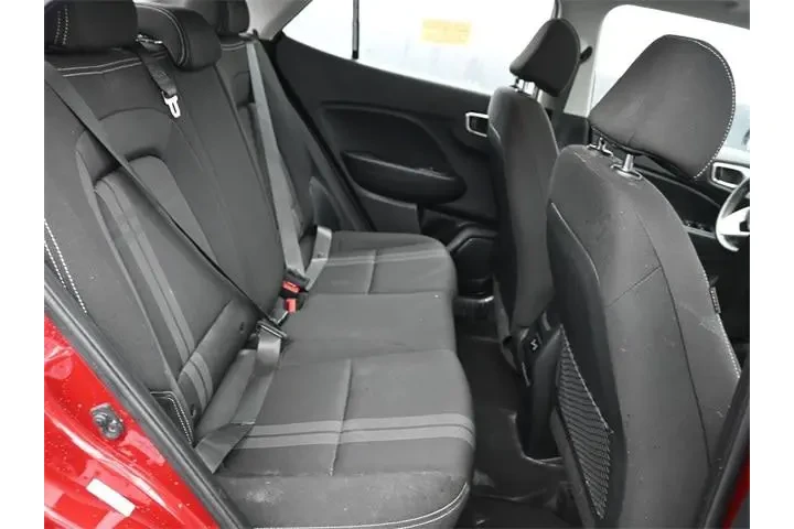 $16774 : Hyundai VENUE 2024 SEL 4dr C image 7