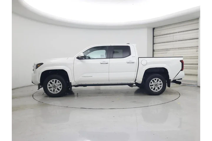 $36998 : Toyota Tacoma 2026 4x2 SR5 4 image 3