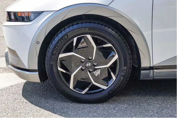 $31000 : Hyundai IONIQ 5 2024 Limited image 10