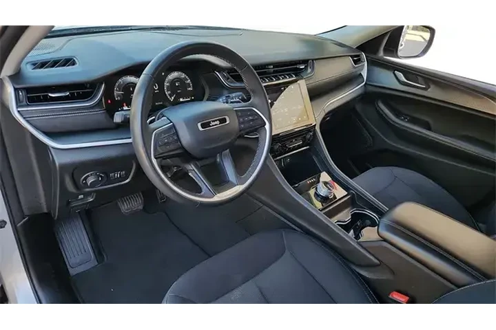 $25660 : Jeep Grand Cherokee L 2023 4 image 9