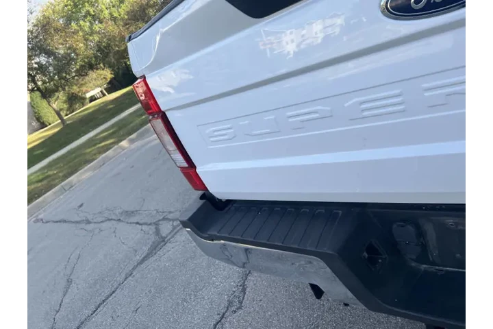 $34995 : 2020 F-350 Super Duty Lariat image 8