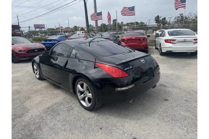 $5700 : 2007 350Z Touring image 9