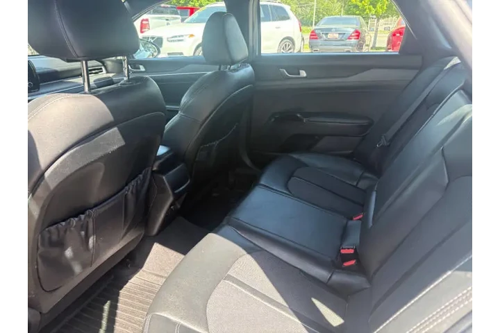 $14950 : 2021 K5 GT-Line image 8