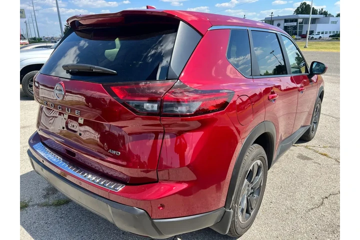 2025 NISSAN ROGUE SV SPORT UT image 8