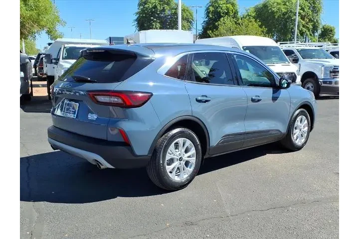 $23963 : Ford Escape 2023 Active 4dr image 4