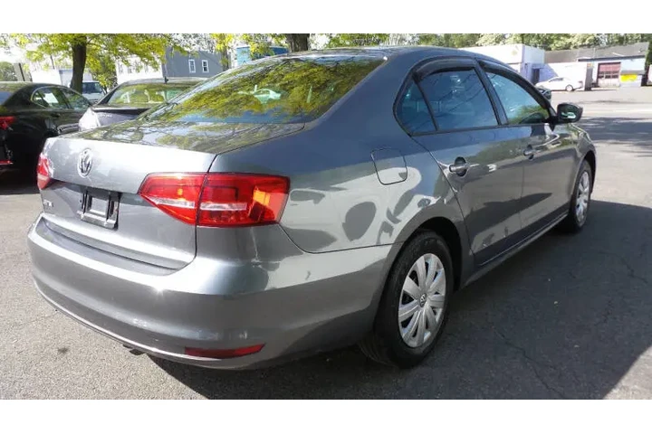 $7900 : 2015 Jetta S image 6