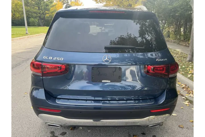 $23995 : 2021 Mercedes-Benz GLB GLB 25 image 6