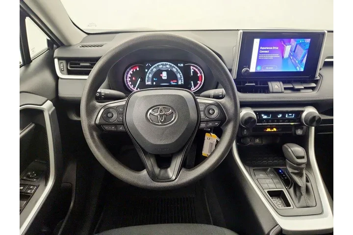 $28998 : Toyota RAV4 2025 AWD LE 4dr image 10