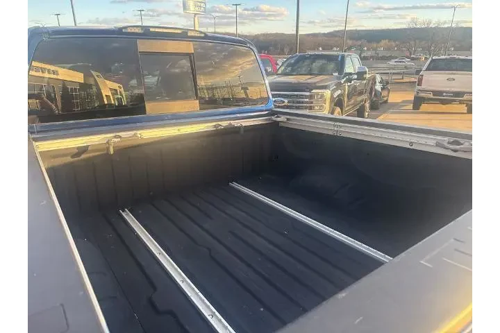 $24595 : Nissan Titan 2018 4x4 PRO-4X image 7