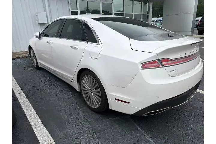 $13155 : Lincoln MKZ 2017 Reserve 4dr image 2