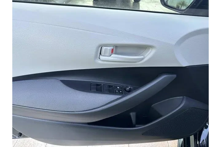 $20995 : Toyota Corolla 2023 LE 4dr S image 9