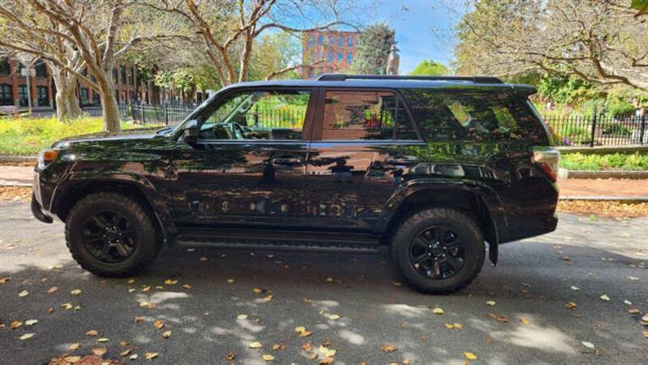 $22995 : 2016 4Runner SR5 Premium image 4