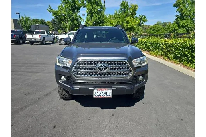 $34995 : Toyota Tacoma 2017 4x4 TRD P image 2