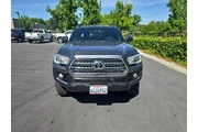$34995 : Toyota Tacoma 2017 4x4 TRD P thumbnail