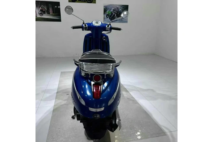 $600 : Peugeot super scooter image 3