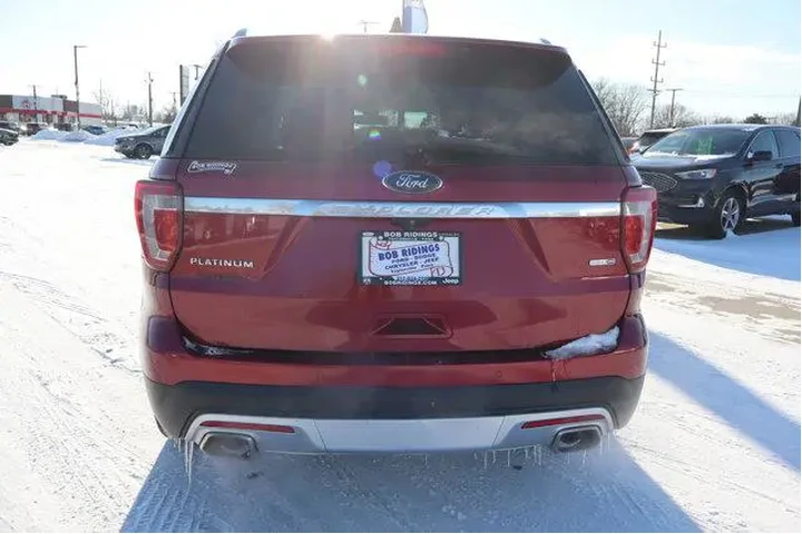 $18990 : Ford Explorer 2017 AWD Plati image 6
