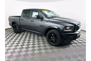 Ram 1500 Classic 2024 4x2 SL en Kings County
