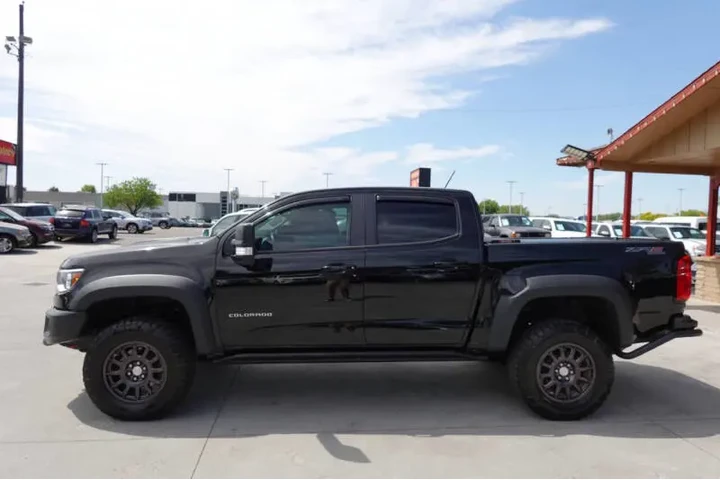 $33979 : 2021 Colorado ZR2 image 6