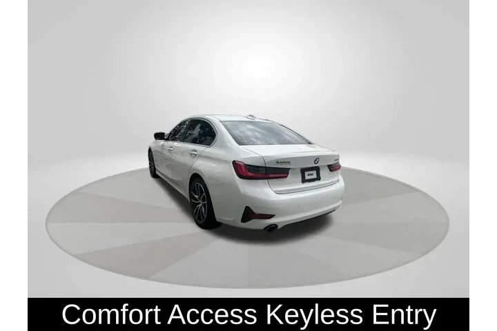 $15383 : BMW 3 Series 2020 330i 4dr S image 5