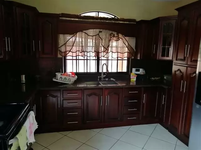 $305000 : Venta de casa en el Zamorano! image 8