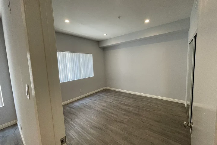 $1300 : Apartamento en alquiler image 7