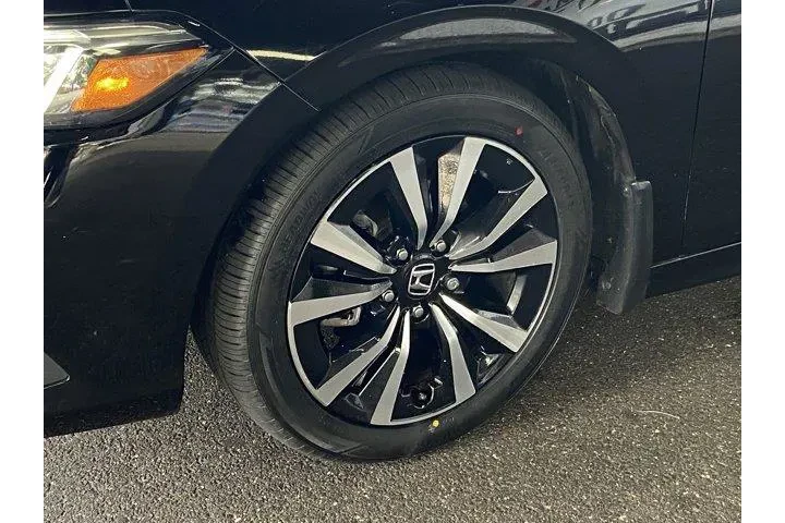 Honda Civic 2024 EX 4dr Seda image 9