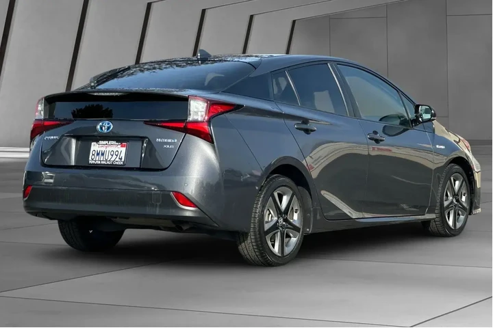 $18500 : Toyota Prius 2019 XLE 4dr Ha image 4