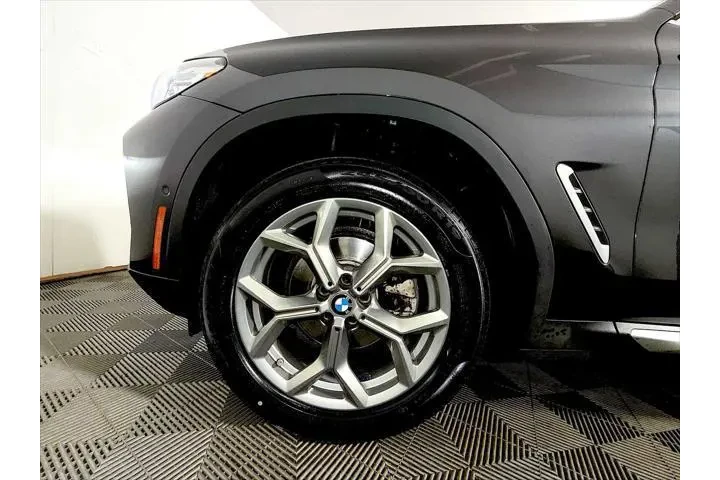 $33943 : BMW X3 2023 AWD xDrive30i 4d image 8