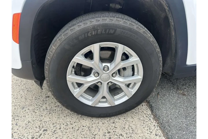 $27985 : Jeep Grand Cherokee 2023 4x4 image 8