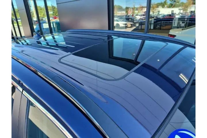 $25495 : Toyota RAV4 2021 AWD XLE 4dr image 9